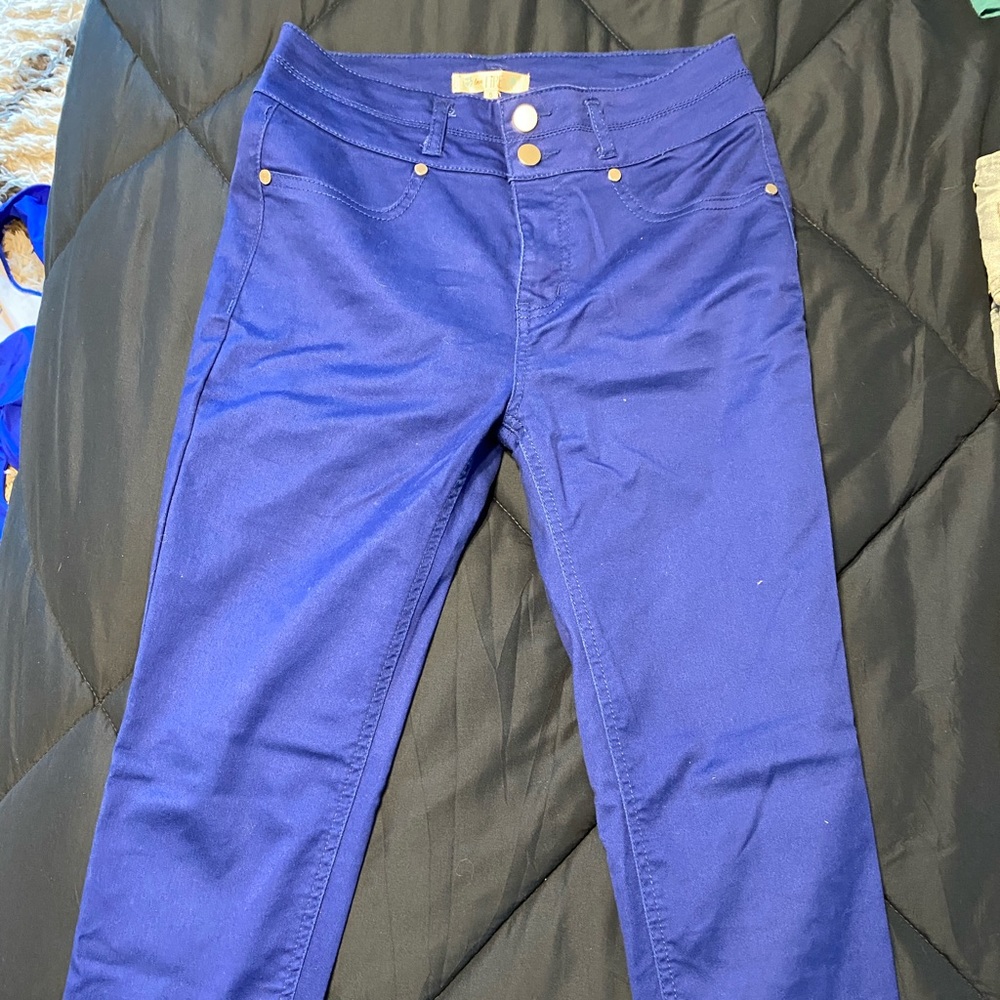 Blue “love, FIRE” skinny jeans!